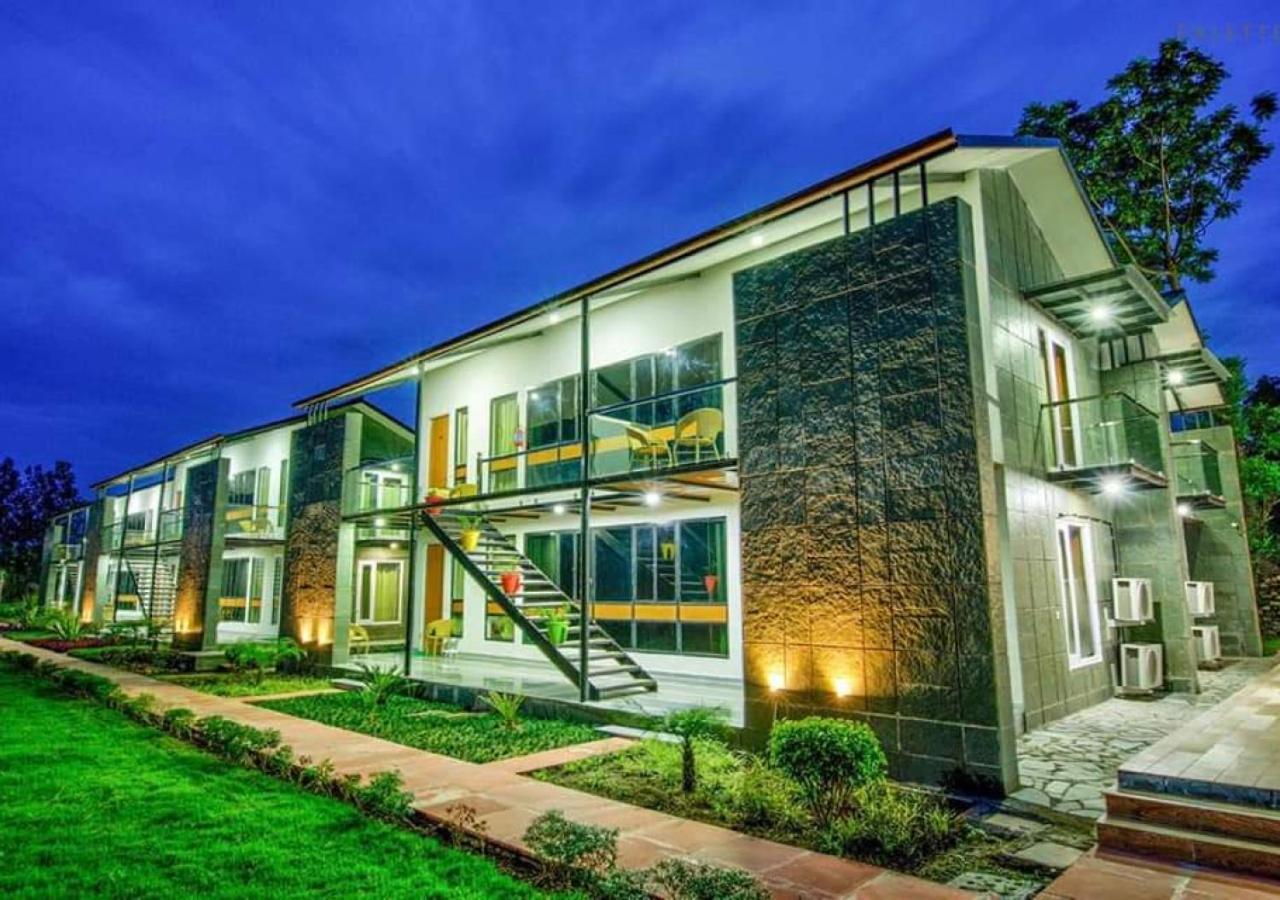 The Cloyster Resort And Spa Рамнагар Екстериор снимка